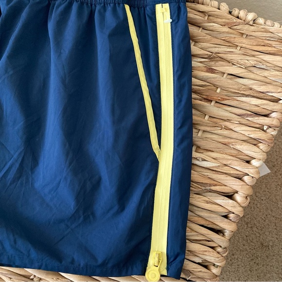 Hunter Activewear Short Color Navy Blue - Picture 6 of 9